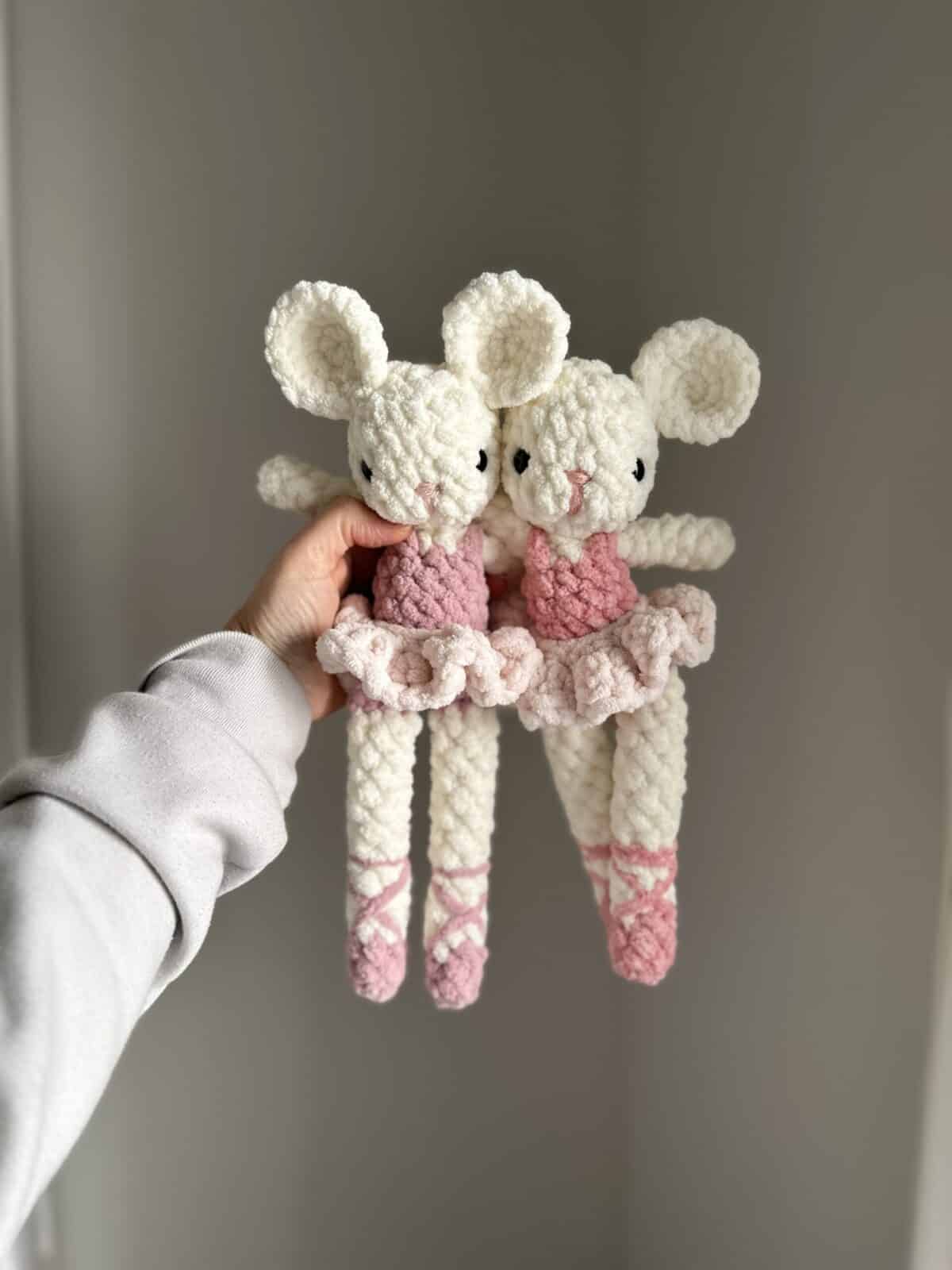 Brie Mouse + Mermaid Tail Mod CROCHET PATTERN (Fable Collection) - Image 8