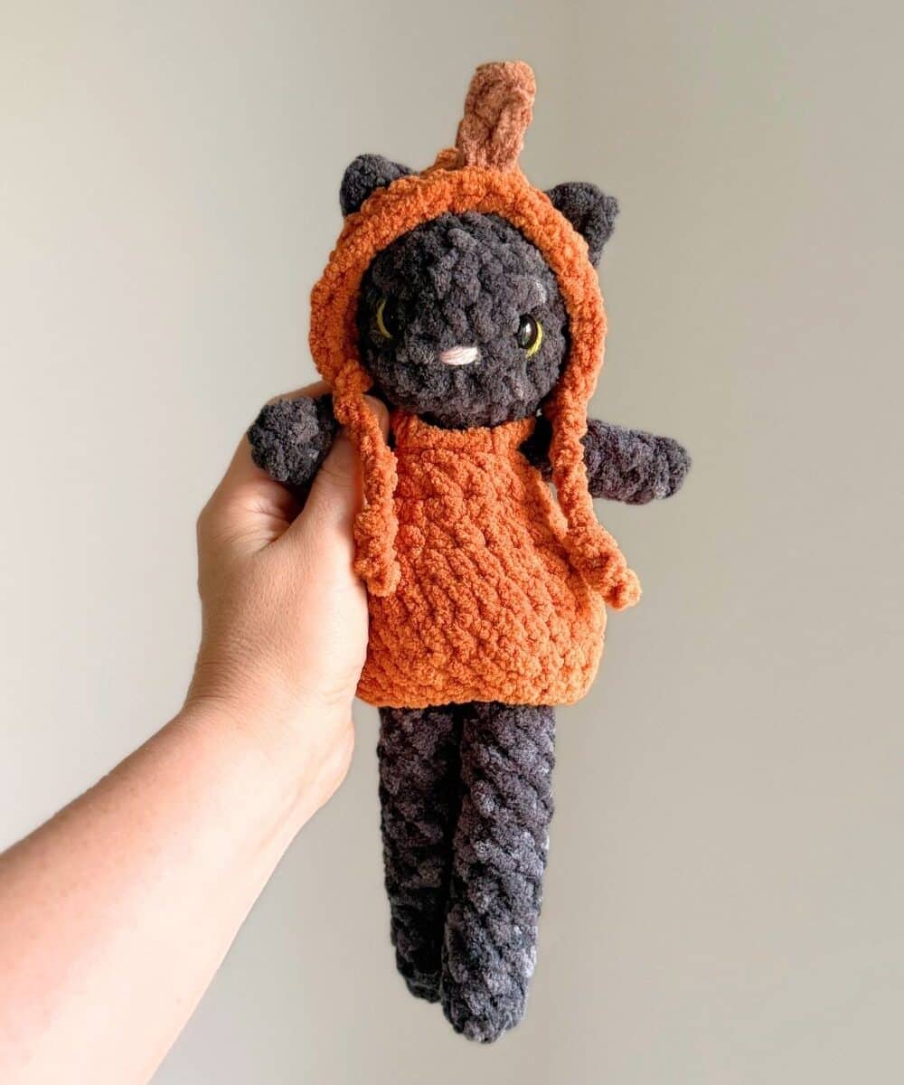 Fable Collection Pumpkin Outfit CROCHET PATTERN (Does NOT Include Cat Pattern)