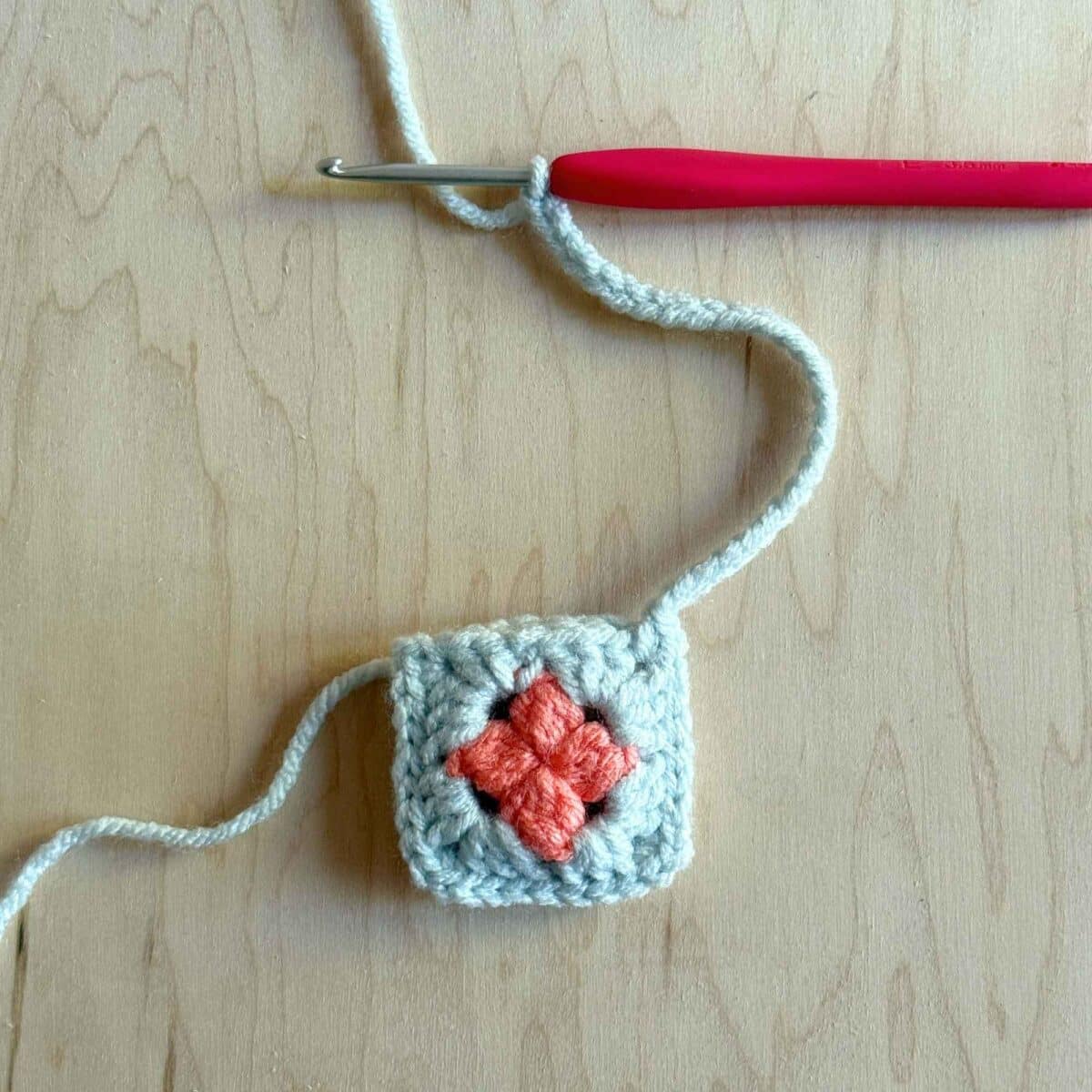 Showing the chain completed which is needed for the purse strap.