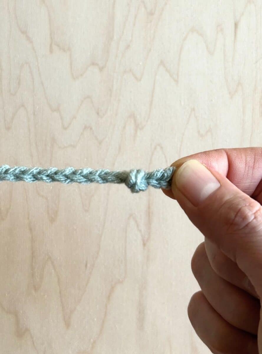 Showing the final finished knot.