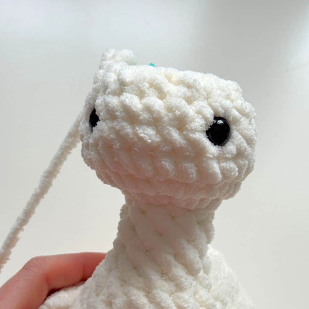 Photo showing eye placement on the goose head.