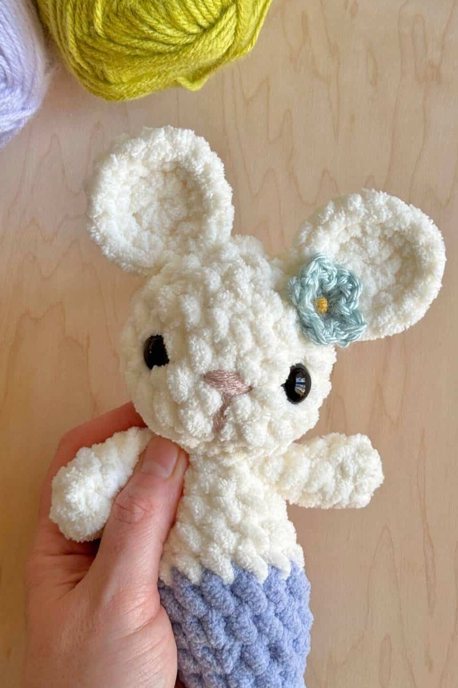 Finished flower attached to the mouse head.