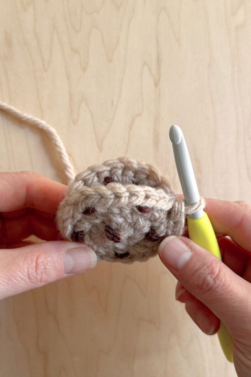 A photo showing the opening created between the cookie layers by slip stitching around the perimeter.