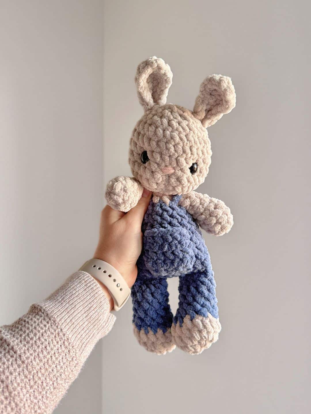 Fable LOFTY Beth Bunny CROCHET PATTERN (Fable Collection) - Image 3